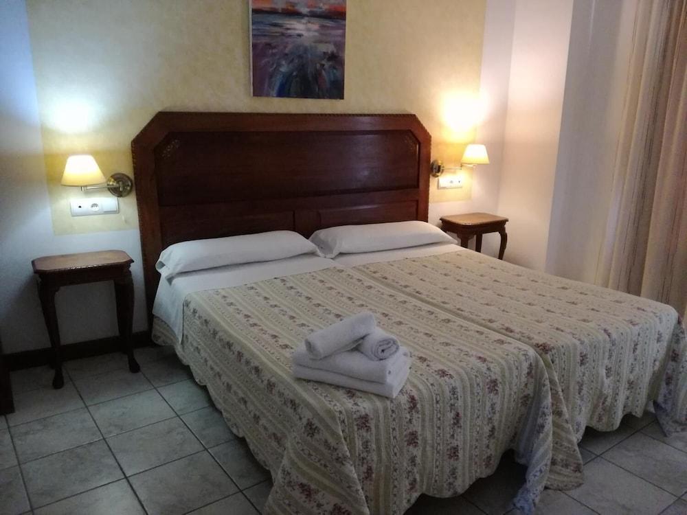Al-andalus Hotel